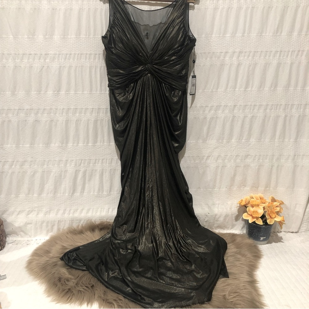 Adrianna Papell sleeveless liquid jersey gown in nickel, NWT